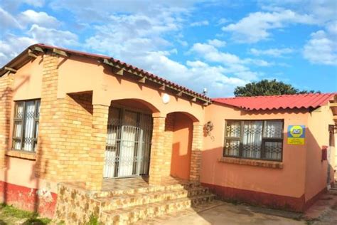 mdantsane midas qonce|Mdantsane Midas in Mdantsane, South Africa .